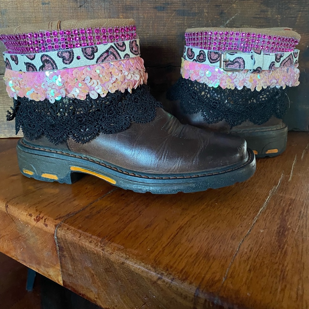 Upcycled ARIAT western cowboy boots girls size‎ 1